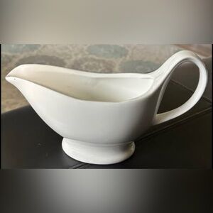 Elegant White HB Gravy Boat
